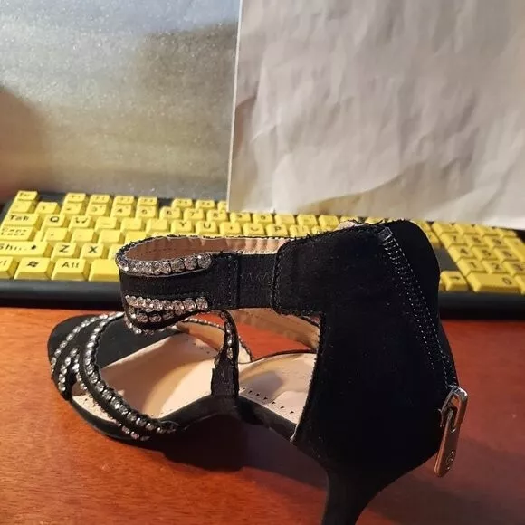 NEW ! Adrienne Vittadini Style-Giro Crystal Embellished Sandals Black Suede Sz 6 2