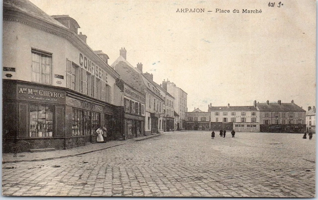 91 ARPAJON - vue generale de la place du marche