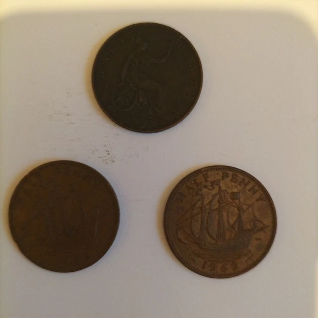 3 Vintage half penny coins, 1887, 1958 & 1962, Queen Victoria & Elizabeth