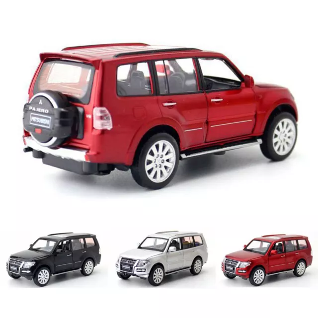 1:33 Mitsubishi Pajero Model Car Diecast Toy Cars Toys for Kids Boys Pull Back