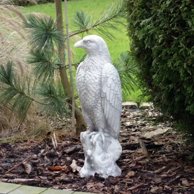 Massif Sculpture en Pierre Grand Pierre Aigle Oiseau En fonte de pierre au Gel