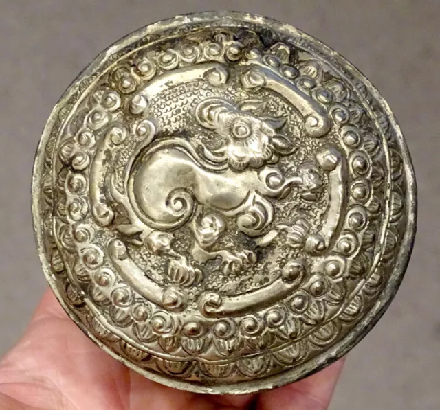 1800's Antique BURMESE Hammered REPOUSSE SILVER Burma BETEL NUT Box Canister 3