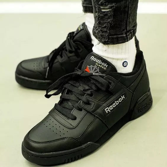 Reebok workout all black cheap