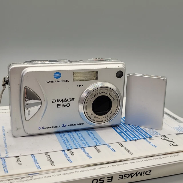 Konica Minolta Dimage E50 5.0MP Compact Digital Camera Silver Tested