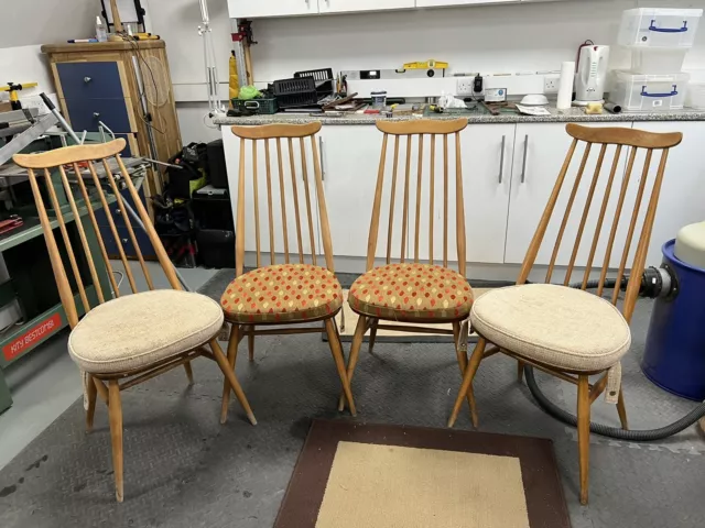 Set Of 4 Ercol Windsor Goldsmith Dining Chairs - With 4 Ercol Cushions