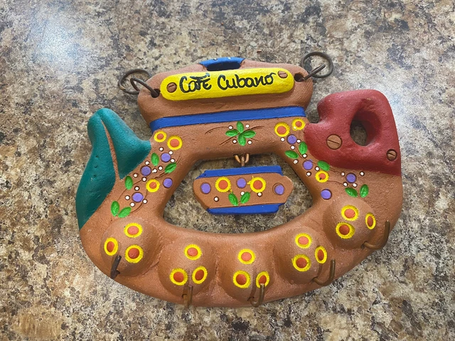Hand-Crafted & Painted Cote Cubano Clay 5-Key Holder Wall Hanger