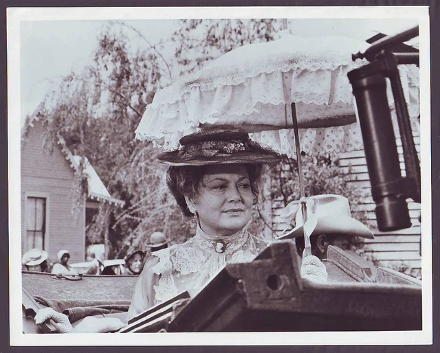 Olivia De Havilland in TV Roots The Next Generations (1979)