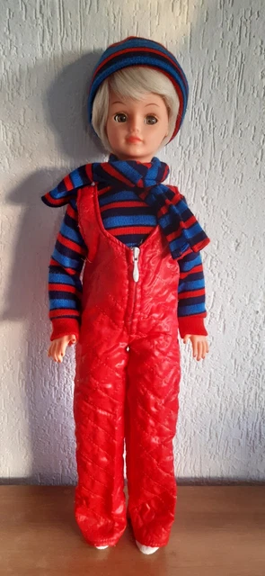 POUPÉE CATHIE DE Bella Cathy en tenue de présentation de 1980 et bottes blanches EUR 25,50 - FR