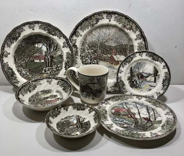 Johnson Bros. 28-piece Dinner Set Vajilla FRIENDLY VILLAGE England 1883