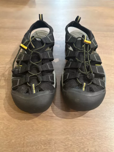 KEEN MEN'S NEWPORT H2 Water Hiking Sandals, Size 11, Black ($125 Retail ...