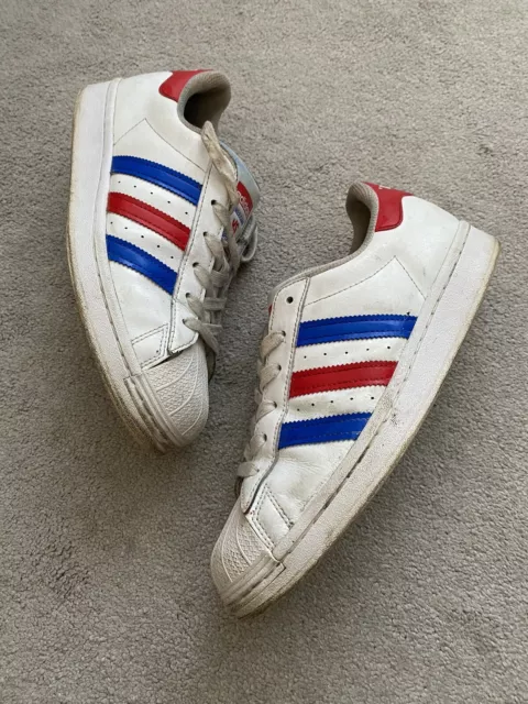 Superstar bianche top blu e rosse