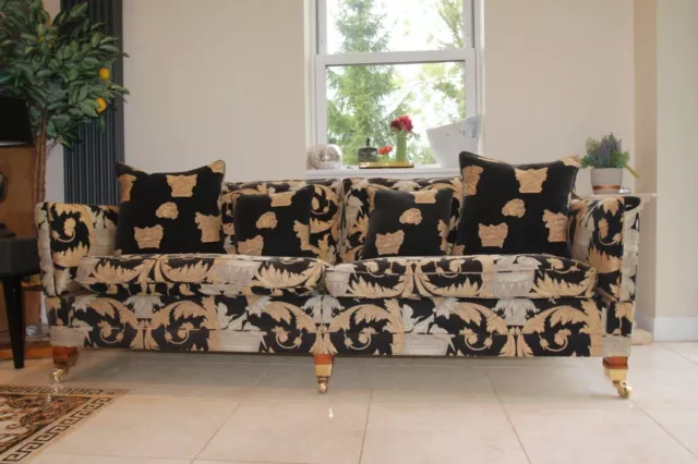Elegant luxury Handmade Duresta drop arm trafalgar sofa new costs £6300