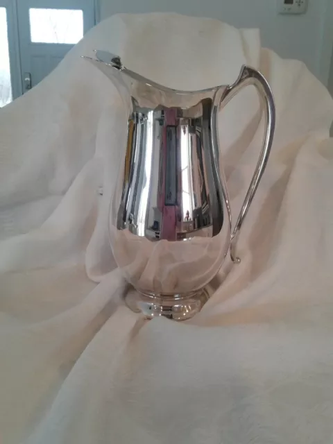 Vintage 10" Sheffield Silver Plated Water Pitcher, w/ Ice Guard S-350  NICE
