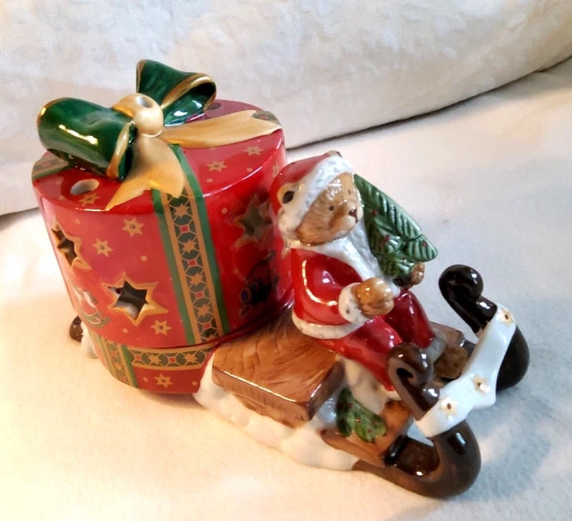 VILLEROY UND BOCH Christmas Light Schlitten mit Santa, Teelichthalter