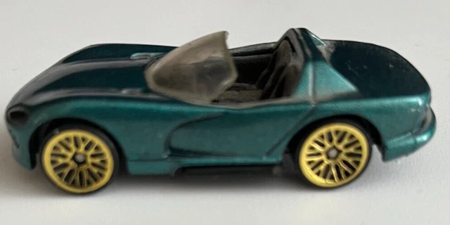 Hot Wheels 1992 Dodge Viper 1/64  Gold Rims Convertible