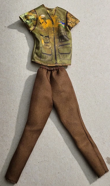 BARBIE DOLL NATIONAL Geographic Photojournalist Doll Outfit C299G $11.