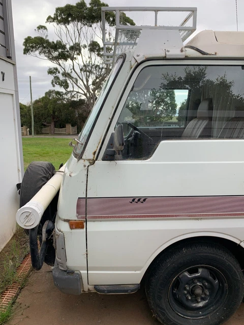 nissan urvan 1987