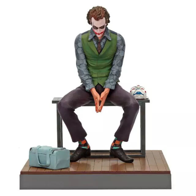 Joker Chair Action Figure DC Comics Batman Dark Knight Heath Ledger Statue Boxed