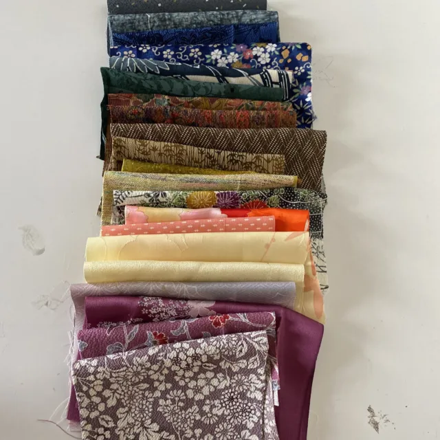 Vintage Japanese Silk Kimono Fabric Remnants, scraps, Quilting Lot 613Aus Stock