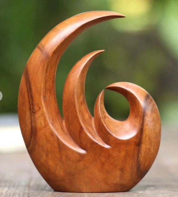 Statuetta di fiamma in legno massello fatta a mano, "Tripla fiamma"