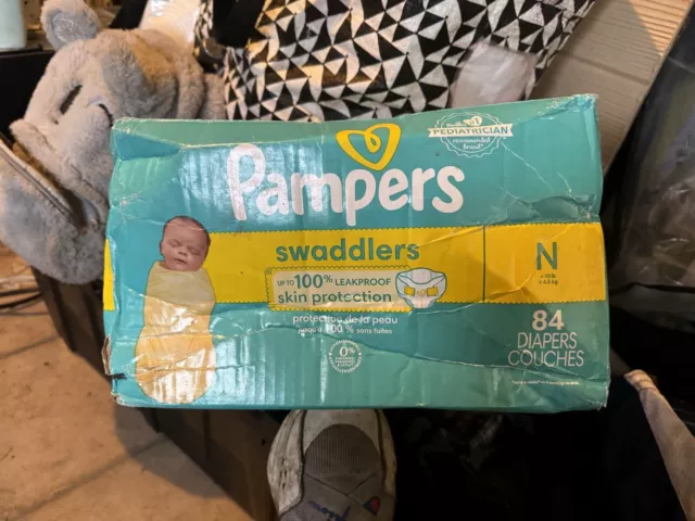 Pampers Swaddlers Diapers - Newborn - 84 Count - New (Box Damaged)