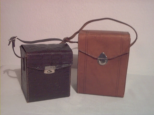 2 alte Fotoapparat Taschen Leder Box