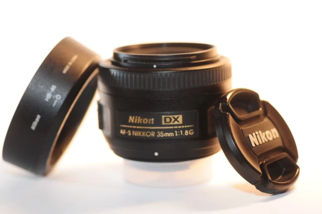 NIKON DX AF-S Nikkor 35mm G lens HB-46 NICE for D90 D7500