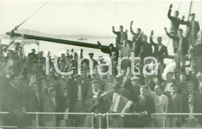 1935 NAPOLI Coloni in partenza per AFRICA ORIENTALE *Fotografia