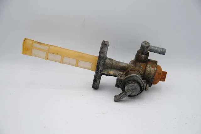 69425 Rubinetto Benzina Suzuki GN 125  dal 1993 al 1995