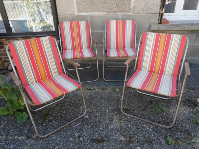 Lot de 4 chaises pliantes blanc mat/gris foncé structure métallique et