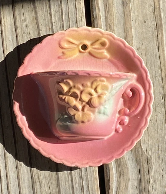 HULL USA #80 Pink Teacup Wall Pocket Vintage 1940's Rose Pink With Floral Design