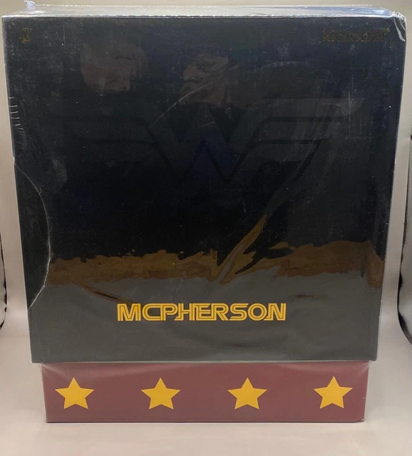 Kidrobot DC Comics Wonder Woman Limited Edition Art Figure By Tara McPherson LE