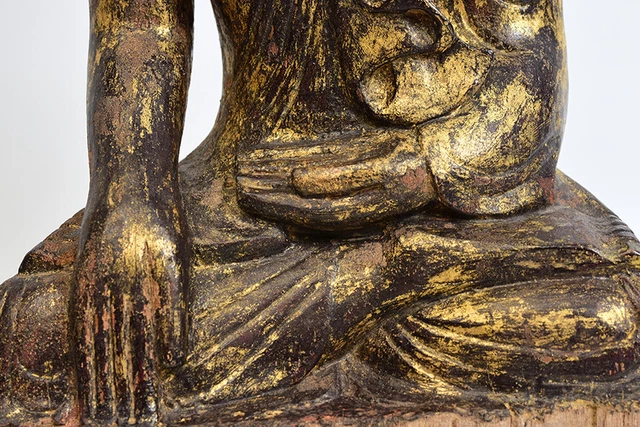 18th Century, Shan, Antique Burmese Wooden Seated Buddha 4