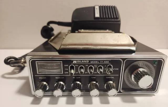 Vintage Midland 77-888 40 Channel CB Radio Transceiver with Microphone UNTESTED