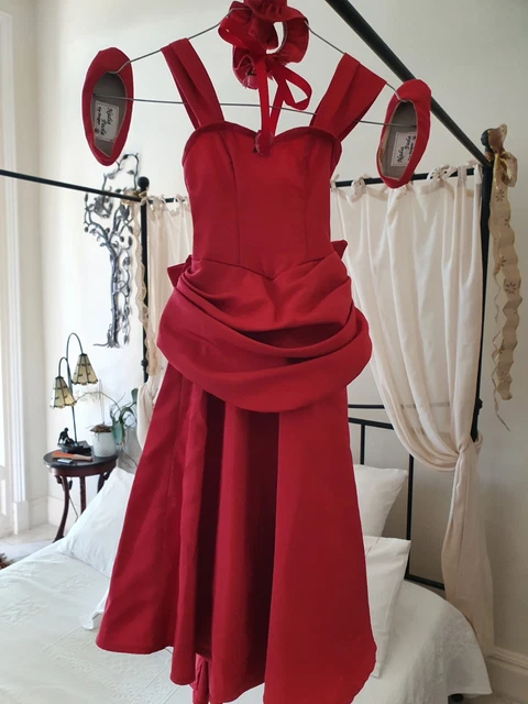 Toque fourrure de la tenue Elegante 1980 vestiaire cathy cathie de bella - Jeux & Jouets