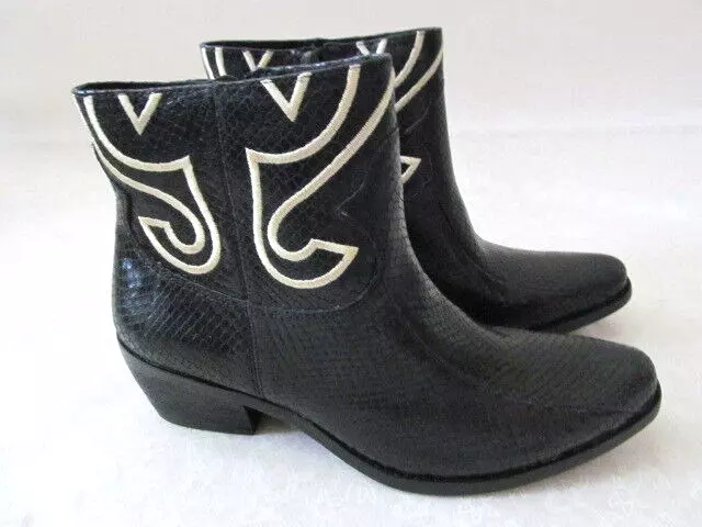 Vince Camuto Calina Black Leather Solid Snake Ankle Boots Size 9 1/2 M - New