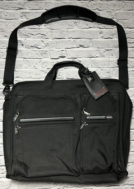 NICE!  Tumi Alpha 26150D4 Ballistic Nylon laptop Expandable Briefcase Bag
