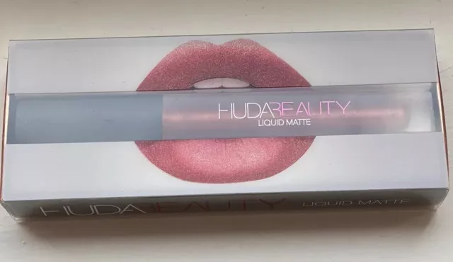 HUDA Beauty Liquid Matte Lipstick "Socialite"  TOP
