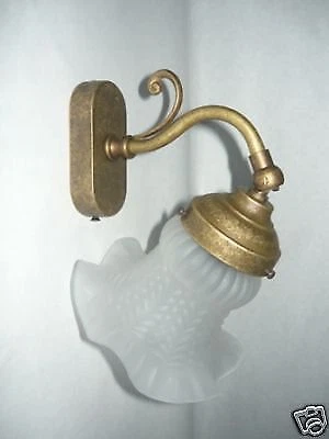 Applique in ottone lampada direzionabile da parete anticata con paralume bianco