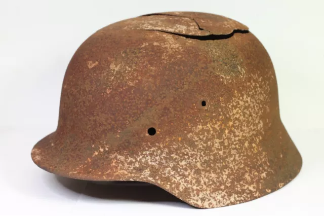 ORIGINAL WWII German M40 KURLAND Battlefield Relic HELMET size 64