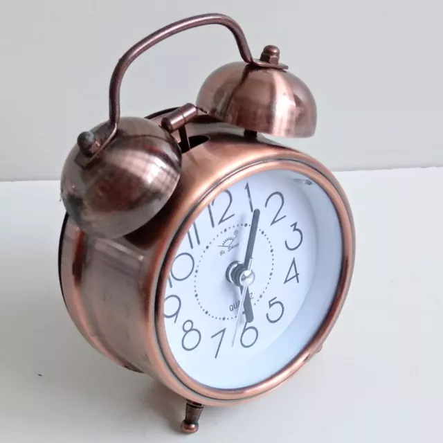 Small Classic Silent Double - Bell Metal Alarm Clock Quartz 13/8/5 Cm