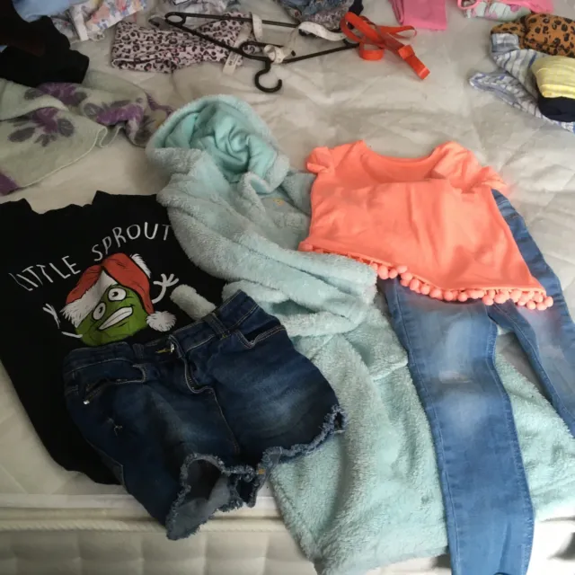 Girls mixed bundle age 5 to 6 jeggins tops and dressing gown