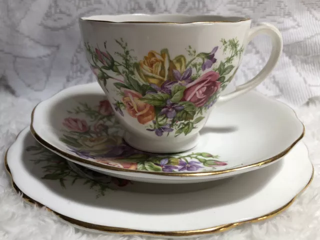 Roslyn Fine Bone China England Royal Rose 9291 Trio Tea Cup Saucer & Snack Plate 3