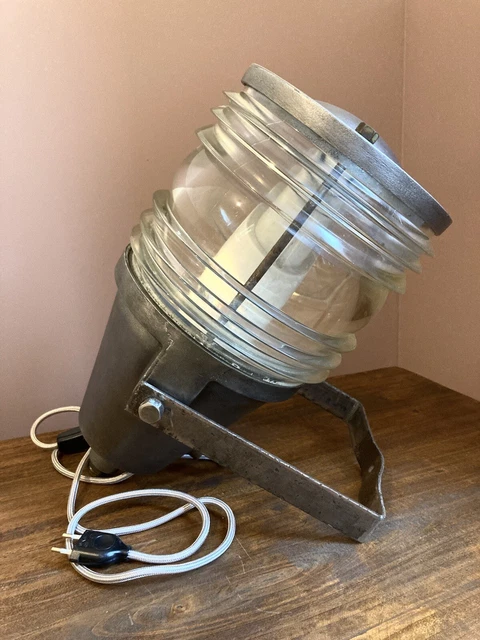 Lampada da parete per esterni verde rotonda IP44 - Noutica