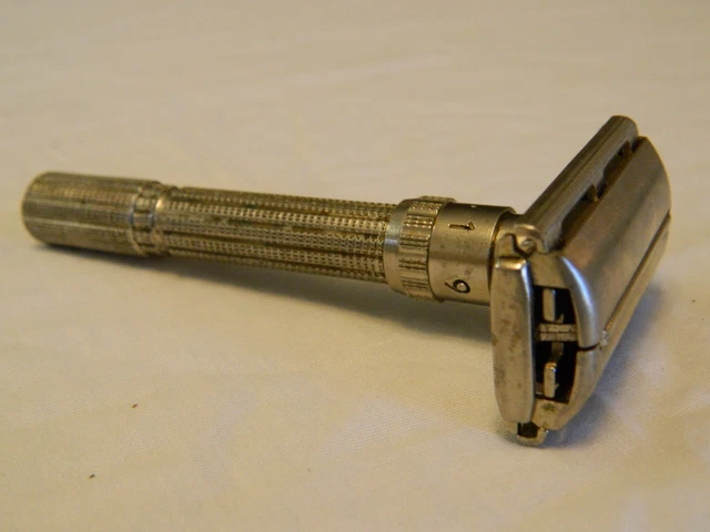 Vintage H2 1962 Gillette Slim Double Adjustable 1-9 Safety Razor TTO USA