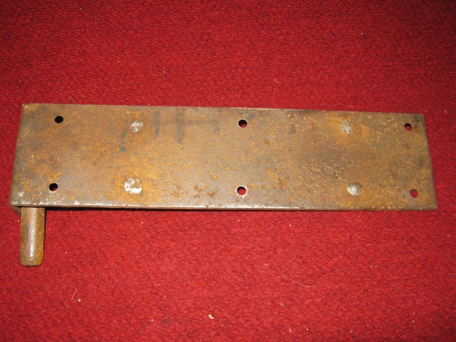 Antique Barn Door Push Lock 4