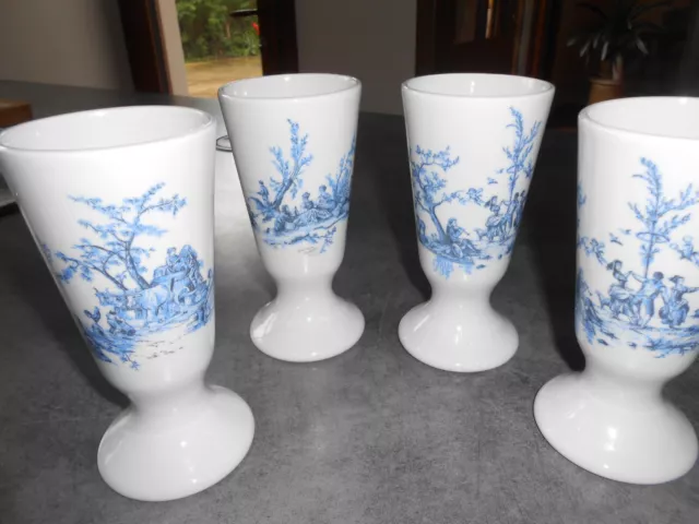 4 mazagrans en porcelaine de Limoge