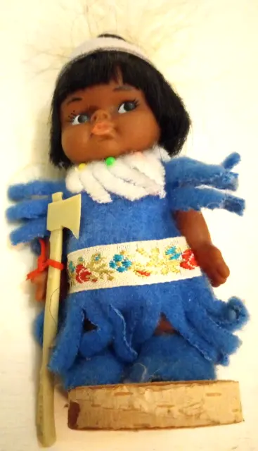 Vintage 3.5 Native American Doll on Stand White Feathers Headdress Axe Canada
