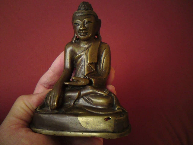 Antique 19th century Burmese Mandalay style Bronze Buddha
