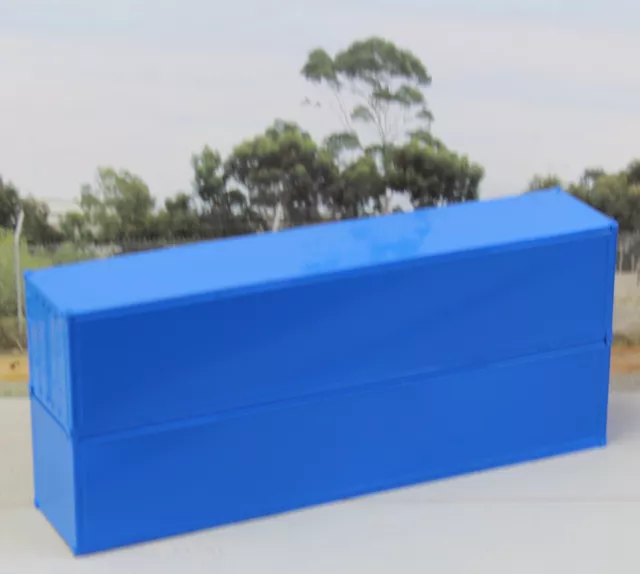 Two 40ft smooth sided, Blue containers in HO scale – new
